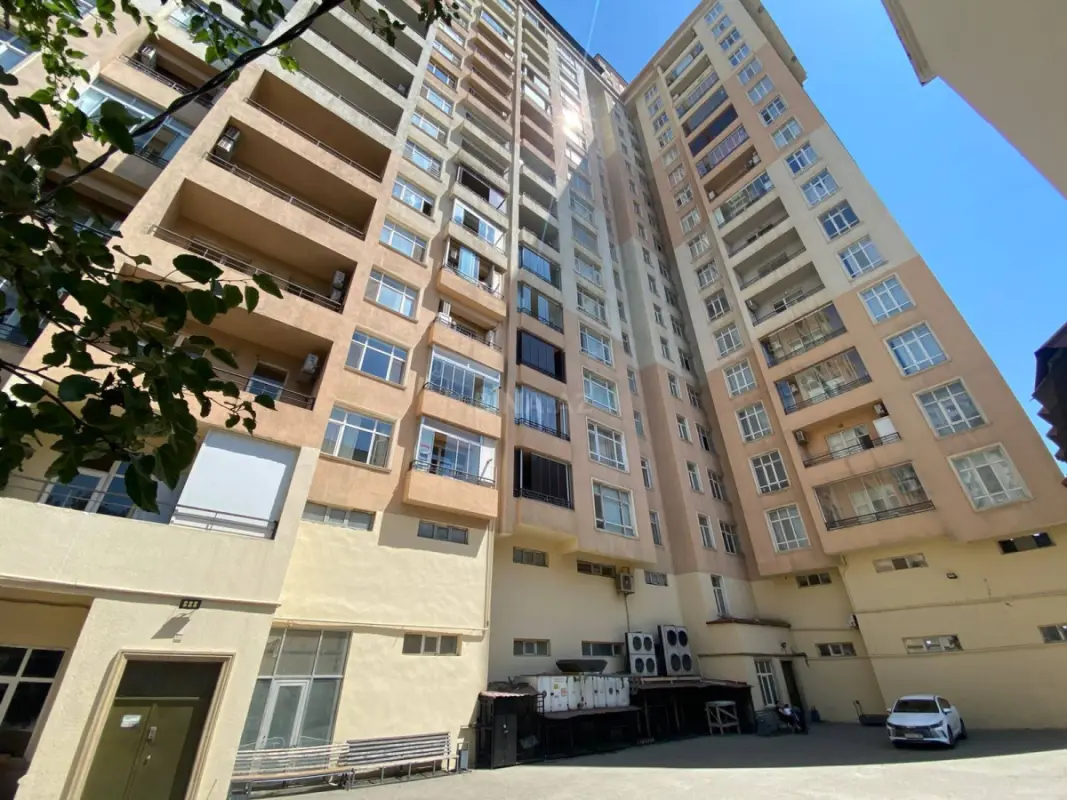 Satılır 3 otaqlı mənzil 100 m²