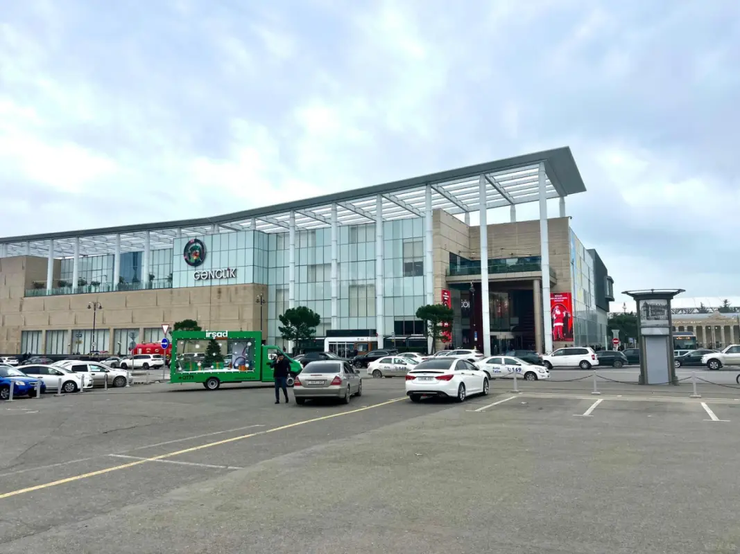 Satılır 3 otaqlı mənzil 75 m²