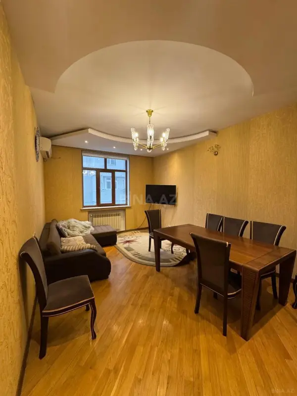 Satılır 2 otaqlı mənzil 80 m²