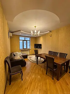 Satılır 2 otaqlı mənzil 80 m² — Bakı, İnşaatçılar 2 otaq 80.00 m²
