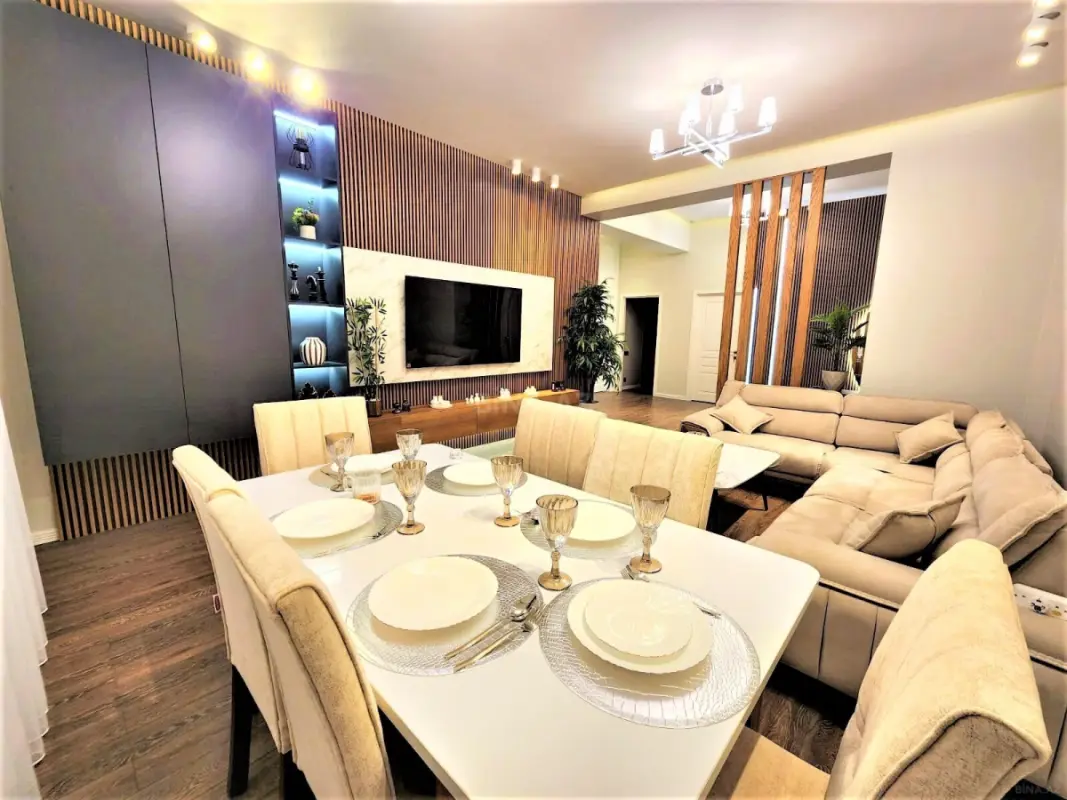 Kirayə verilir 3 otaqlı mənzil 150 m²