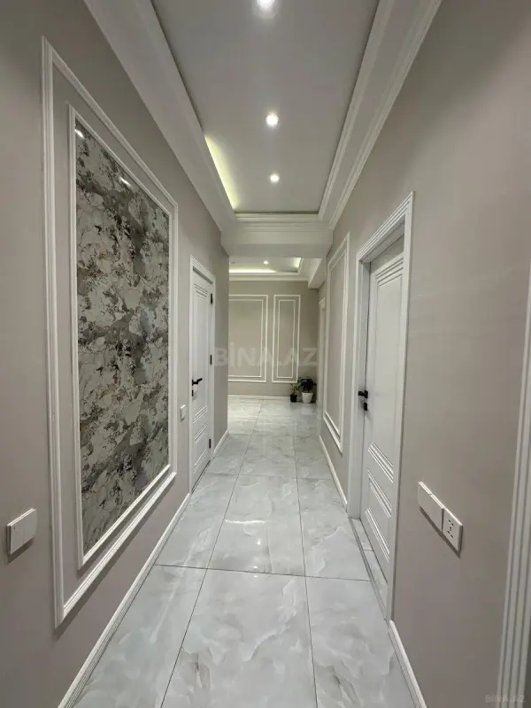 Satılır 3 otaqlı mənzil 114 m²