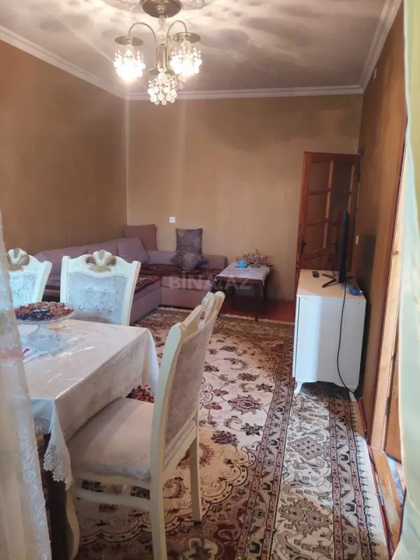 Kirayə verilir 2 otaqlı mənzil 55 m²