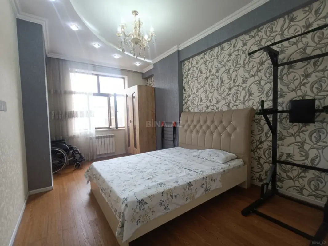Kirayə verilir 3 otaqlı mənzil 105 m²