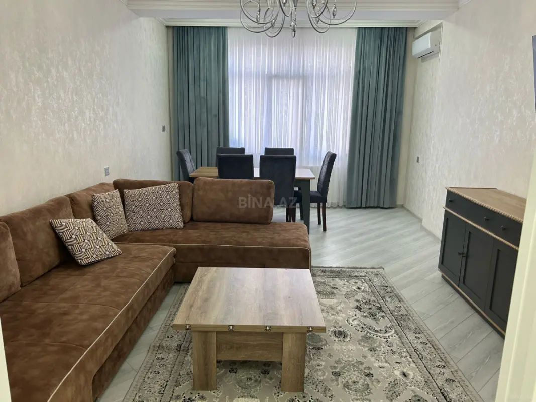 Kirayə verilir 2 otaqlı mənzil 90 m²