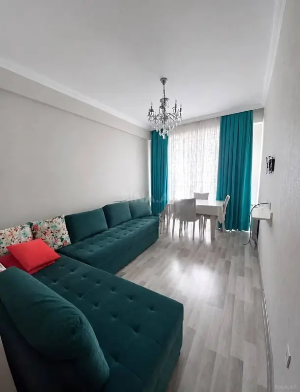 Satılır 2 otaqlı mənzil 50 m²