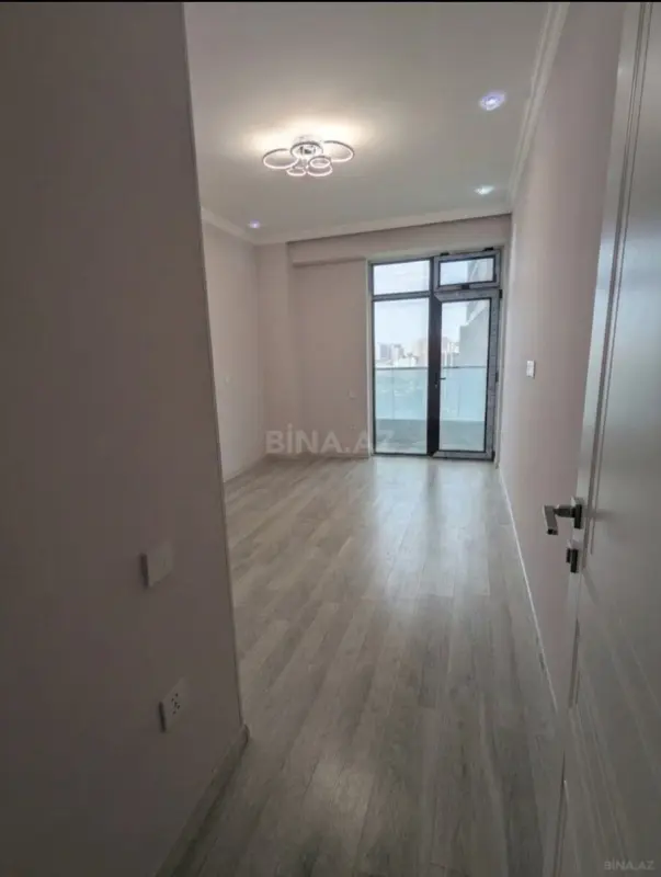 Satılır 2 otaqlı mənzil 66 m²