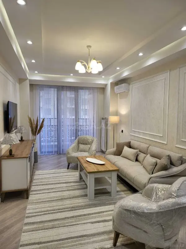 Kirayə verilir 2 otaqlı mənzil 87 m²