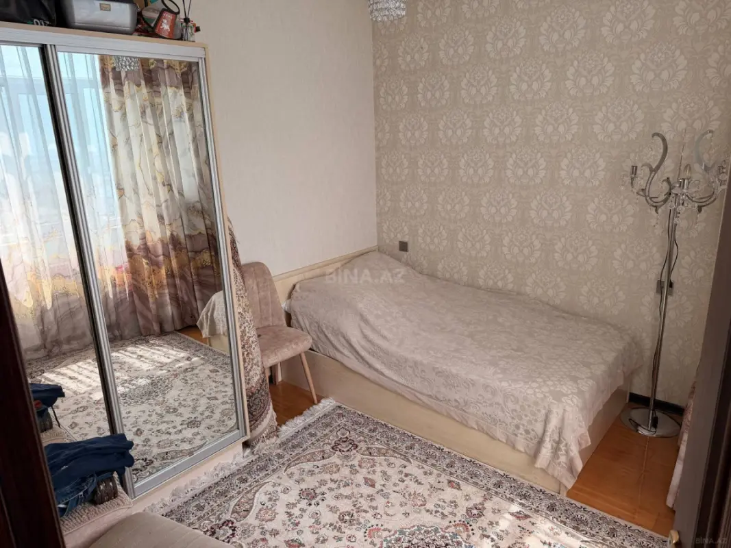 Satılır 3 otaqlı mənzil 68 m²