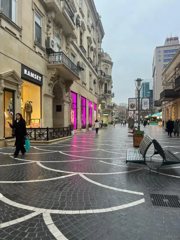 Kirayə verilir 3 otaqlı ofis 120 m²