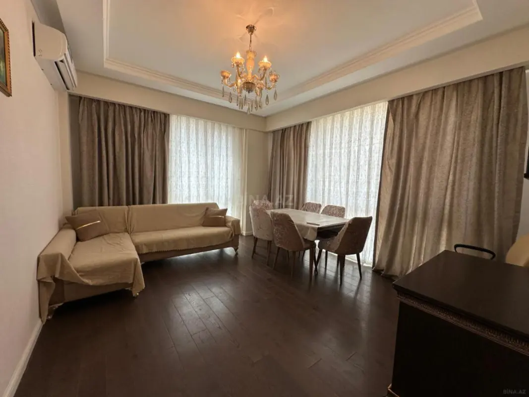 Satılır 3 otaqlı mənzil 83 m²