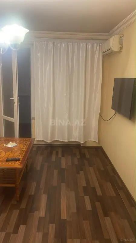 Kirayə verilir 2 otaqlı mənzil 64 m²