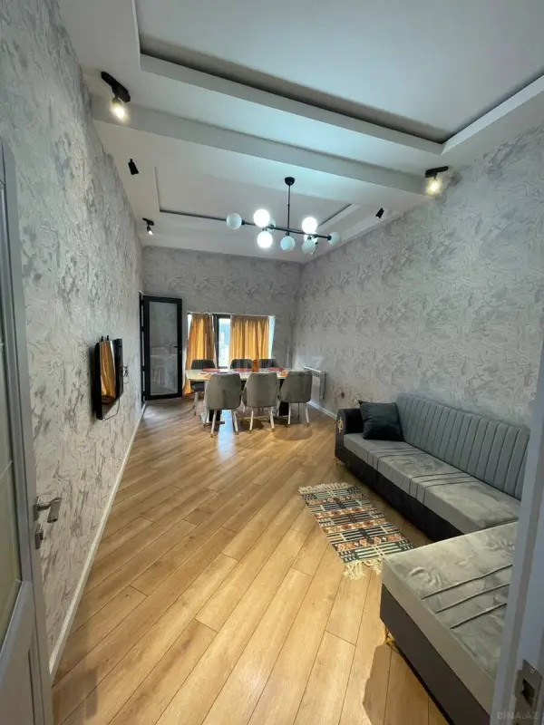 Kirayə verilir 2 otaqlı mənzil 90 m²