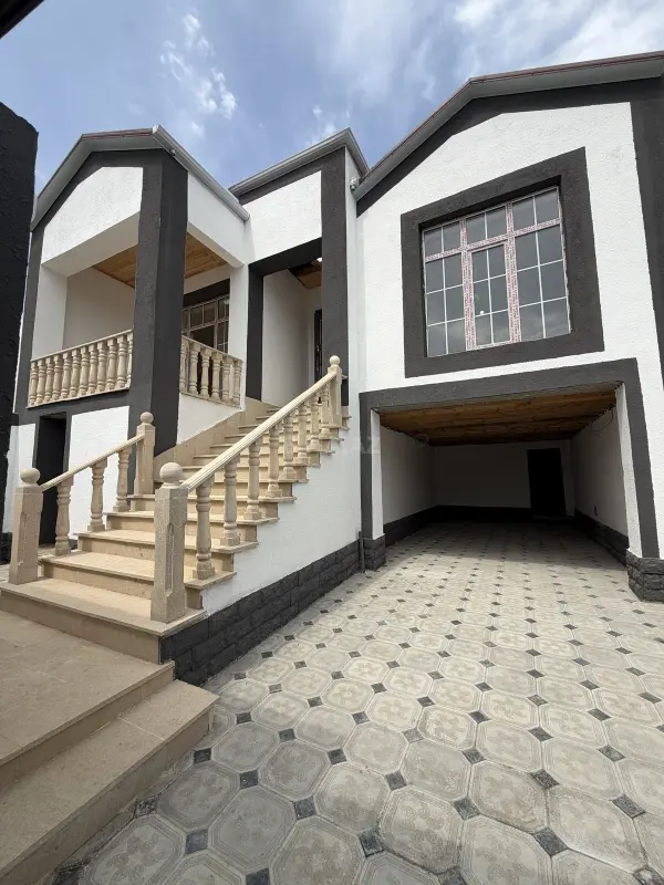 Satılır 3 otaqlı həyət evi 100 m²