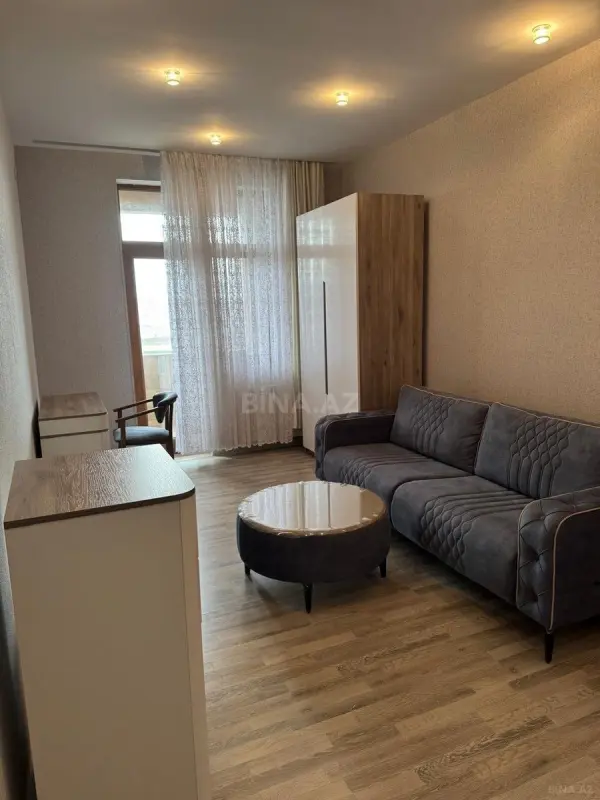 Kirayə verilir 3 otaqlı mənzil 127 m²