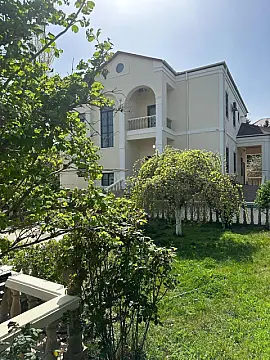 Kirayə verilir 6 otaqlı həyət evi 400 m² — Bakı, Badamdar 6 otaq 400.00 m²