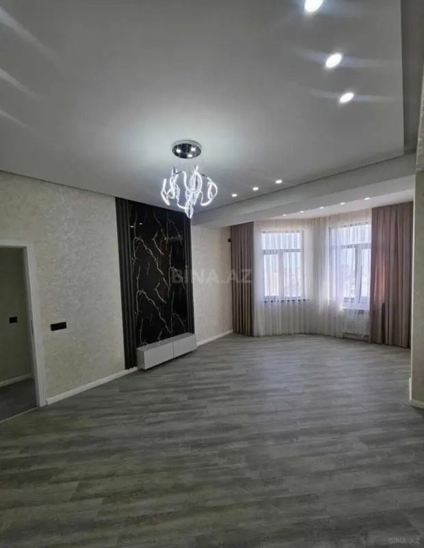 Satılır 2 otaqlı mənzil 67.5 m²