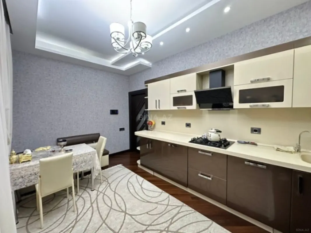 Kirayə verilir 3 otaqlı mənzil 110 m²