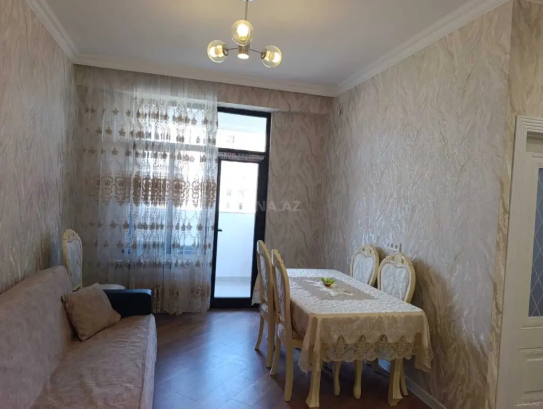 Kirayə verilir 2 otaqlı mənzil 71 m²