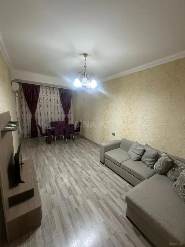 Kirayə verilir 2 otaqlı mənzil 66 m²
