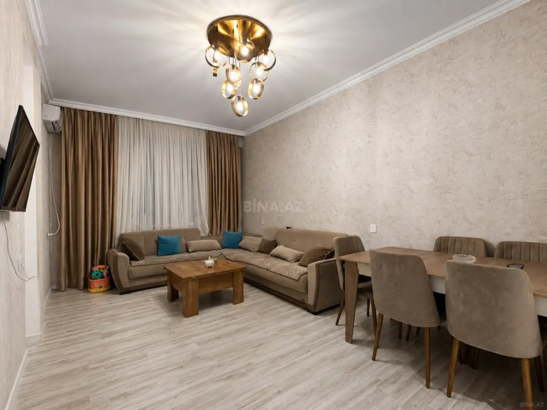 Satılır 3 otaqlı mənzil 115 m²