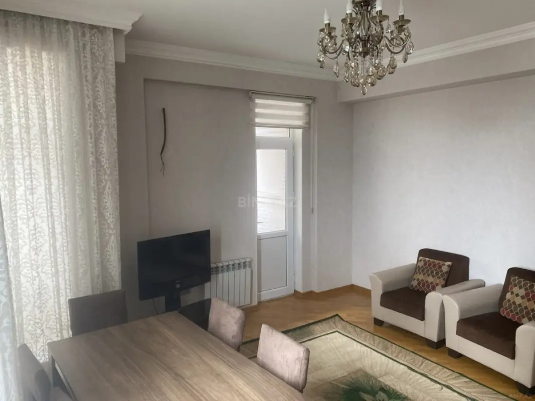 Kirayə verilir 3 otaqlı mənzil 80 m²