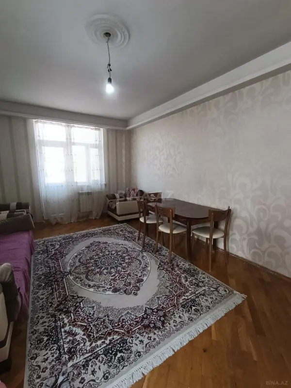 Satılır 2 otaqlı mənzil 62 m²