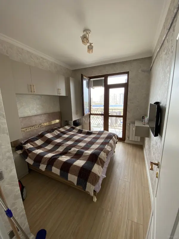 Satılır 2 otaqlı mənzil 41 m²