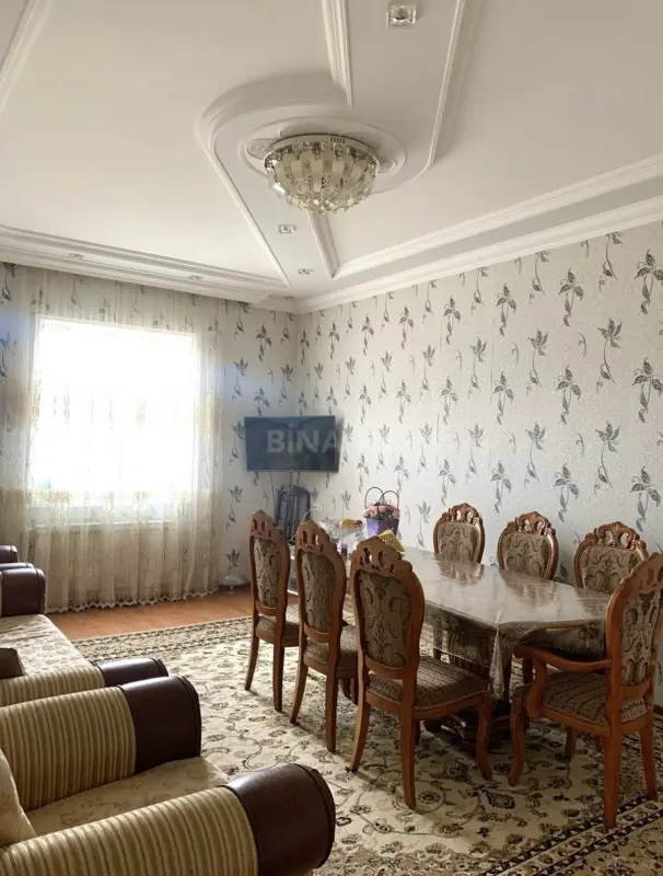 Satılır 4 otaqlı həyət evi 170 m²