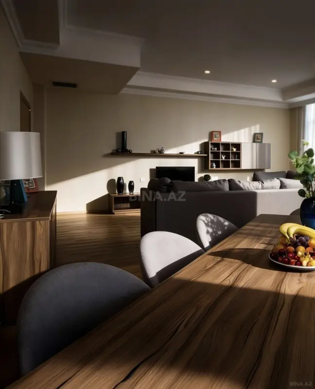 Kirayə verilir 3 otaqlı mənzil 150 m²