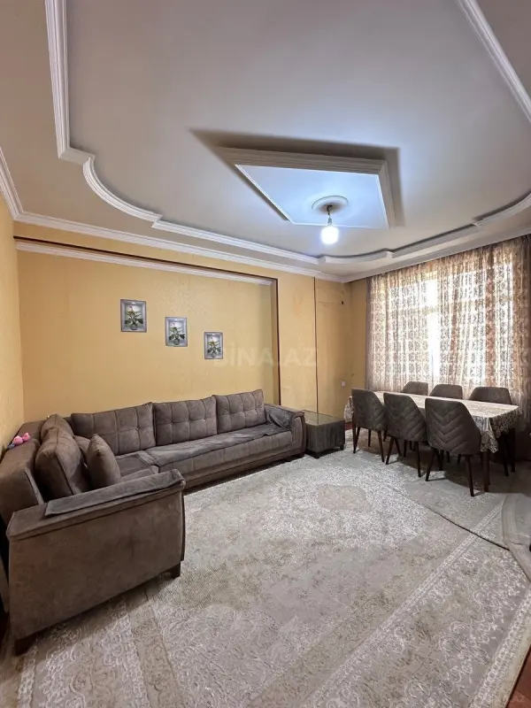Satılır 3 otaqlı mənzil 101 m²