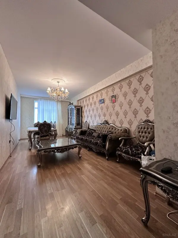 Kirayə verilir 3 otaqlı mənzil 95 m²