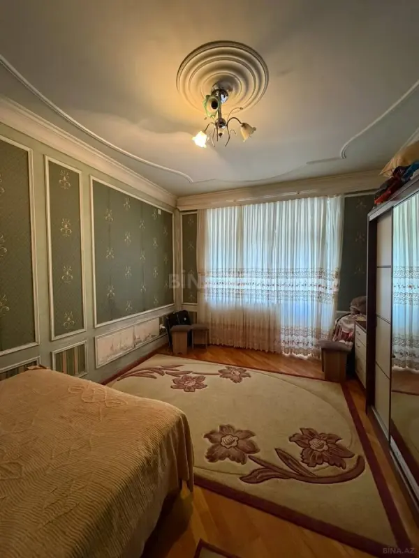 Satılır 2 otaqlı mənzil 75 m²