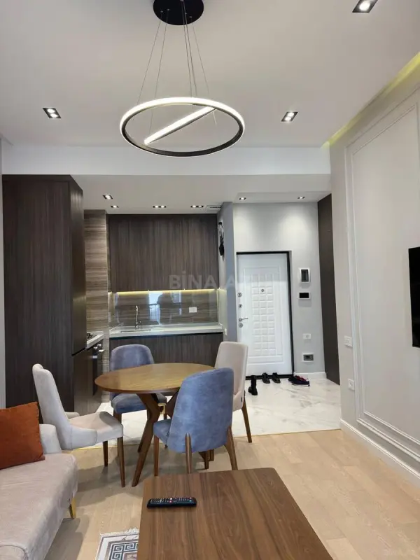 Kirayə verilir 2 otaqlı mənzil 55 m²