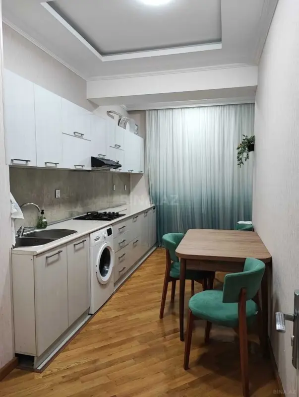 Kirayə verilir 3 otaqlı mənzil 100 m²