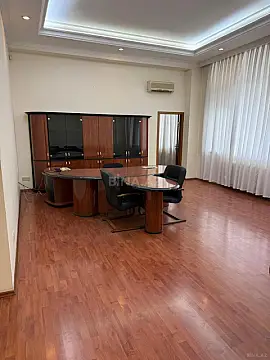 Kirayə verilir 8 otaqlı ofis 235 m² — Bakı, İnşaatçılar 8 otaq 235.00 m²