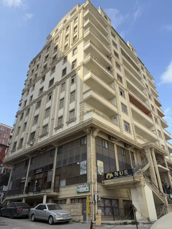 Kirayə verilir 2 otaqlı mənzil 80 m²