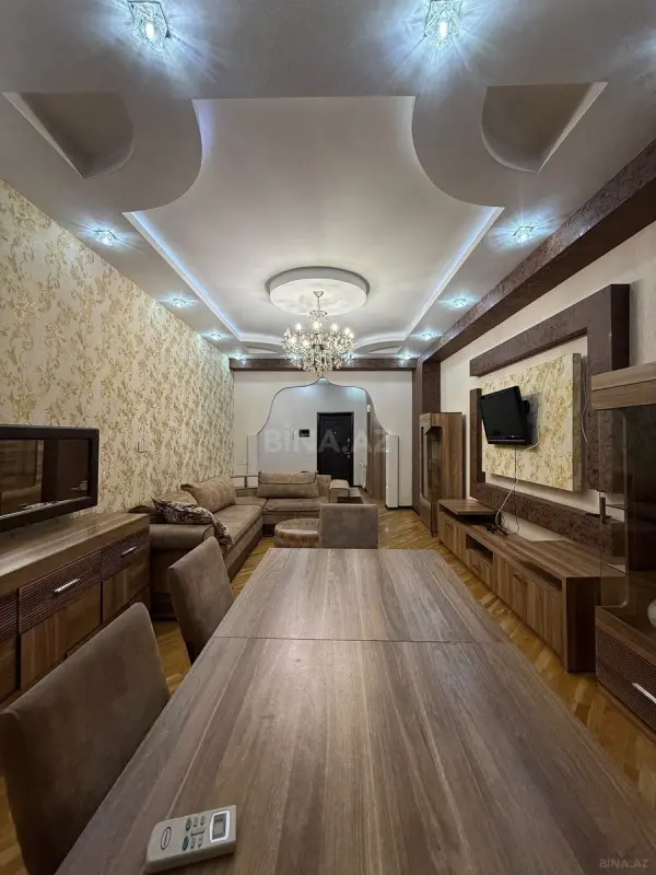 Satılır 3 otaqlı mənzil 96 m²