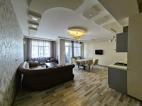 Satılır 2 otaqlı mənzil 108 m² — Bakı 2 otaq 108.00 m²