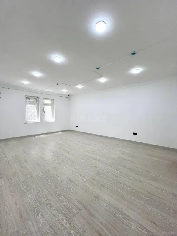 Kirayə verilir obyekt 400 m²