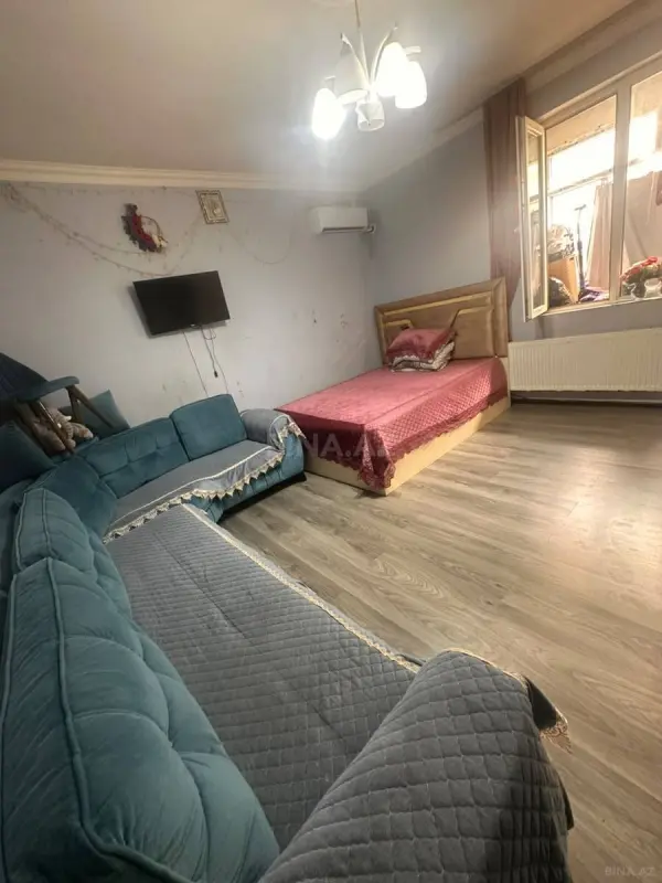 Satılır 1 otaqlı mənzil 42 m²