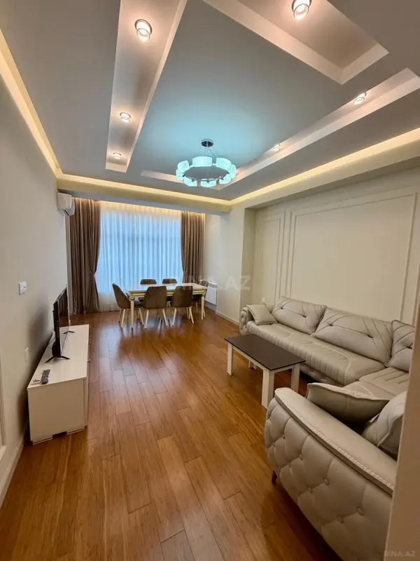 Kirayə verilir 2 otaqlı mənzil 100 m²