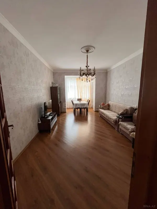 Satılır 2 otaqlı mənzil 61 m²
