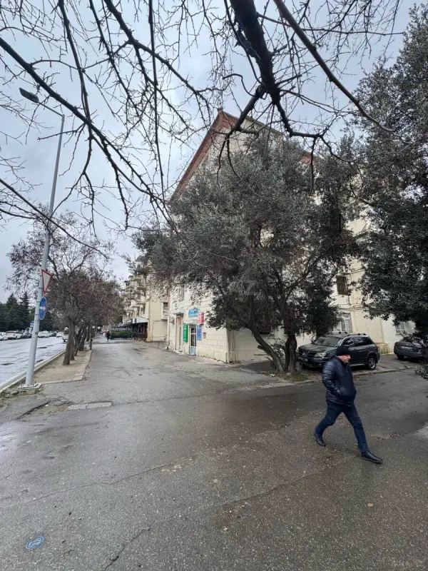 Satılır 1 otaqlı mənzil 33 m²