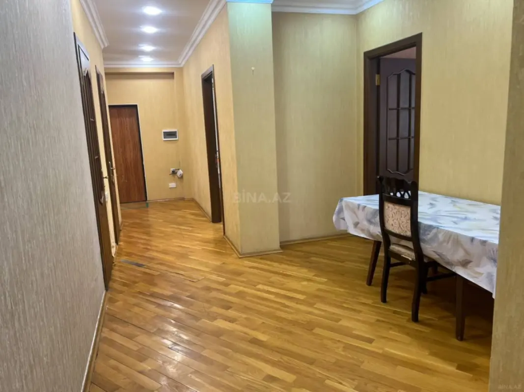 Kirayə verilir 3 otaqlı mənzil 125 m²