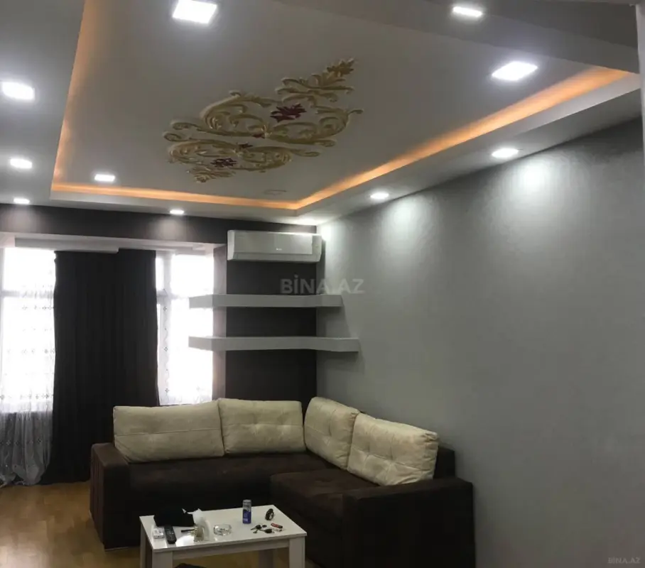 Kirayə verilir 2 otaqlı mənzil 70 m²