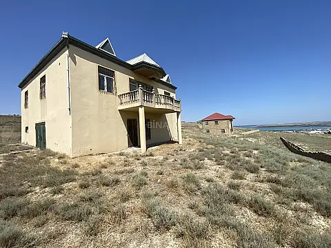 Satılır 10 otaqlı həyət evi 200 m² — Bakı, Hökməli 10 otaq 200.00 m²