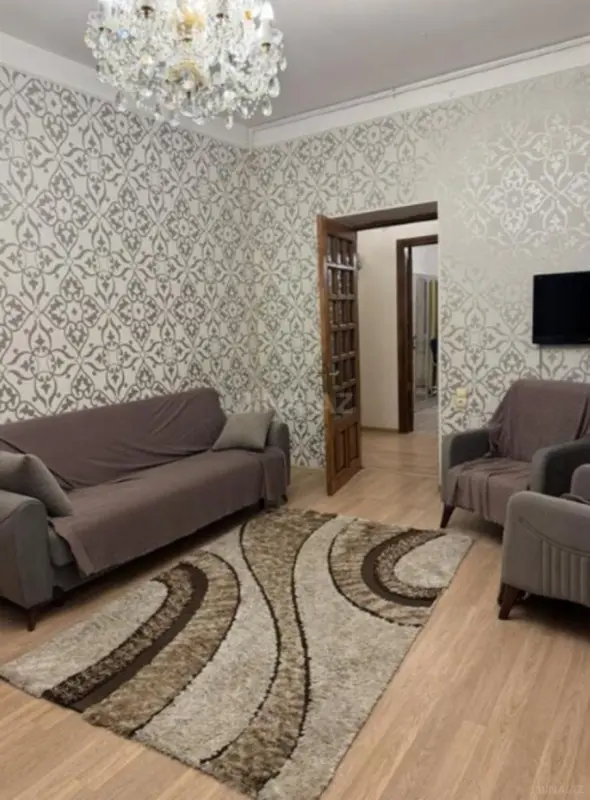 Kirayə verilir 2 otaqlı mənzil 80 m²