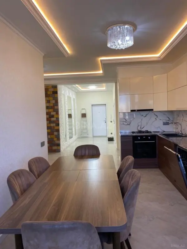 Kirayə verilir 2 otaqlı mənzil 98 m²