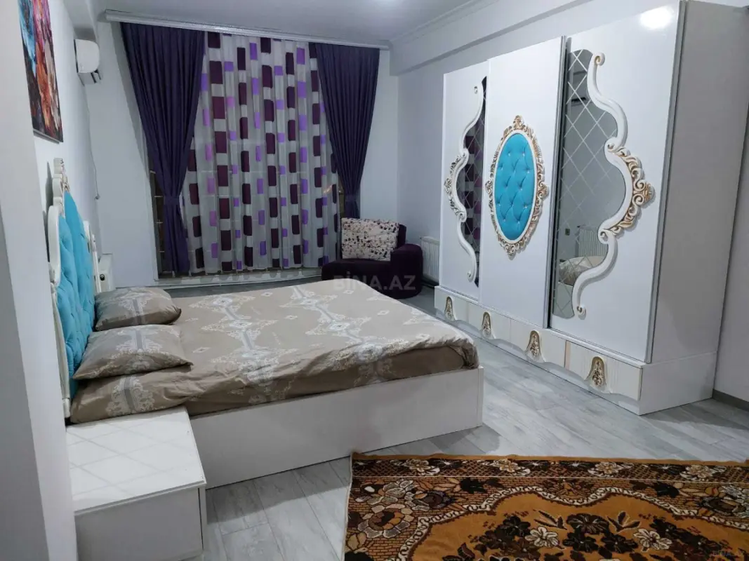 Kirayə verilir 2 otaqlı mənzil 120 m²